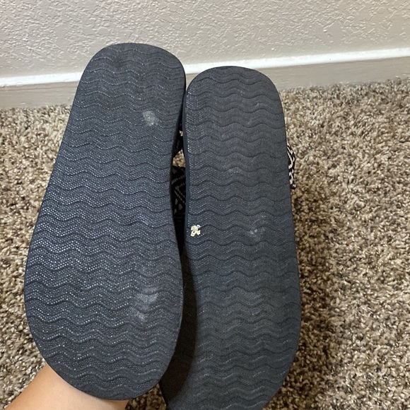 Sandals - Picture 2 of 2